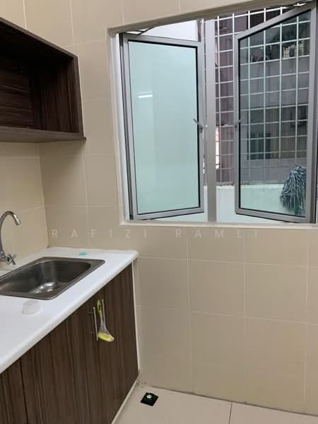 Servis Apartment untuk Disewa di The Arc - Rafizi Ramli - Kitchen - PropertyGuru.com.my