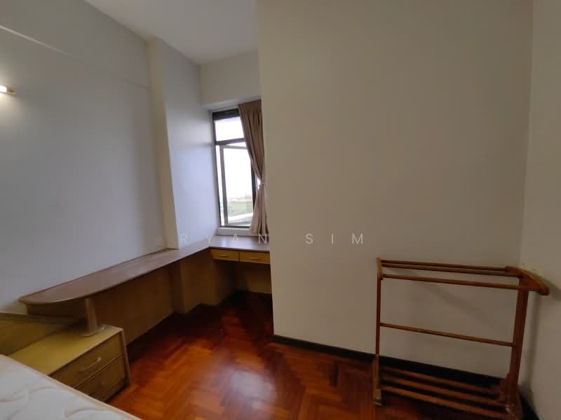 Pangsapuri untuk Disewa di Desa Tanjung - Ryan Sim - Bedroom - PropertyGuru.com.my