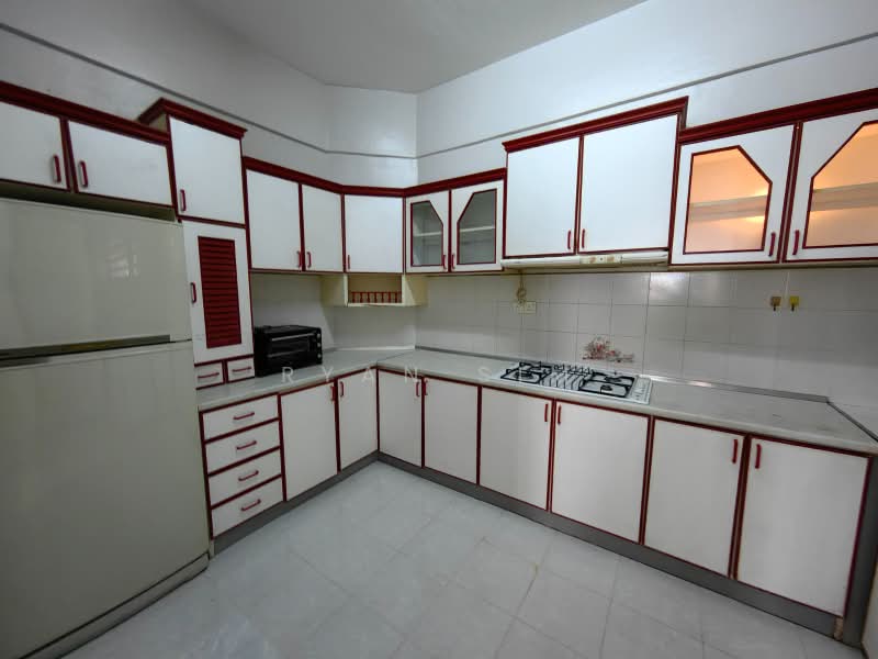 Pangsapuri untuk Disewa di Desa Tanjung - Ryan Sim - Kitchen - PropertyGuru.com.my