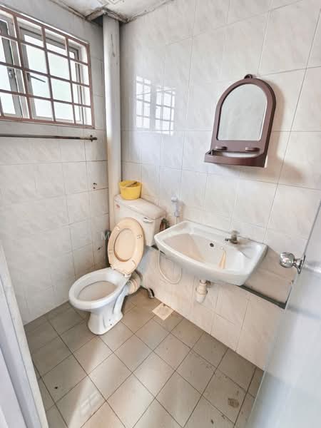 Rumah Teres 2.5 Tingkat untuk Dijual di Taman Sri Sinar (Segambut) - Desmond Tang - Bathroom - PropertyGuru.com.my