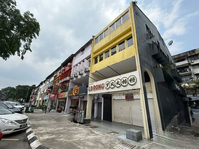 Shop for Sale in Taman United (Jalan Klang Lama (Old Klang Road)) - Wai Yen Chin - PropertyGuru.com.my
