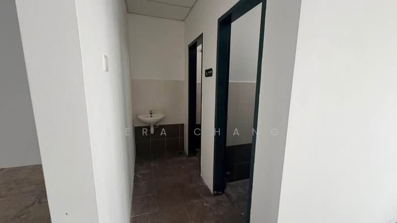Shop for Rent in Austin Crest (Johor Bahru) - Vera Chang - Interior - PropertyGuru.com.my
