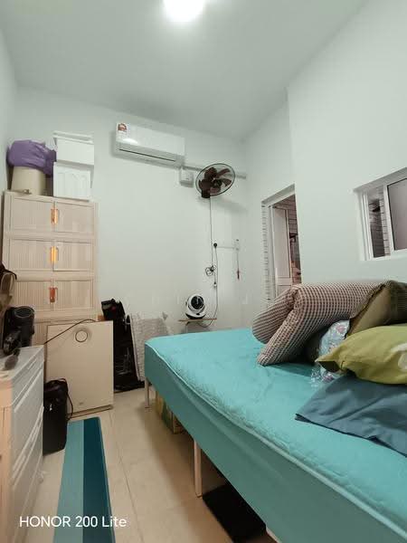 Rumah Teres 2-Tingkat untuk Dijual di Desa Coalfields (Sungai Buloh) - Chin JL - Bedroom - PropertyGuru.com.my
