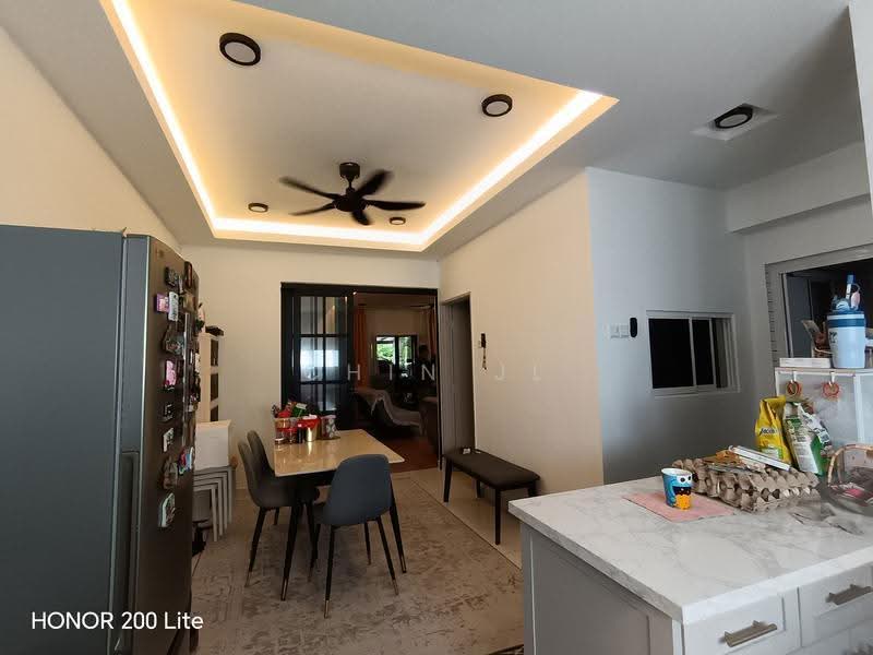 Rumah Teres 2-Tingkat untuk Dijual di Desa Coalfields (Sungai Buloh) - Chin JL - Kitchen - PropertyGuru.com.my