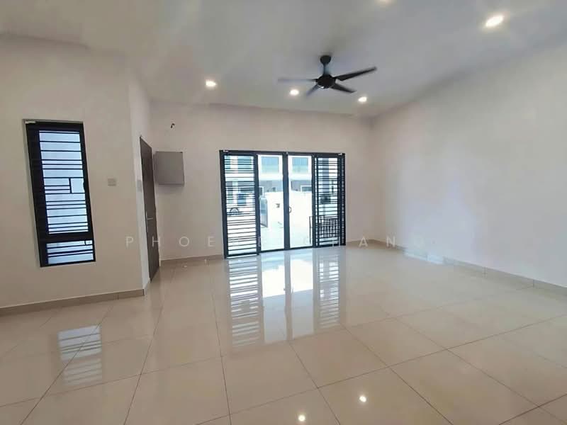 2.5-storey Terraced House for Sale in Bandar Seri Botani (Ipoh) - Phoebe Chang - Living Room - PropertyGuru.com.my