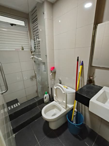 Servis Apartment untuk Disewa di Tropez Residences - Hong Charng Lee - Bathroom - PropertyGuru.com.my
