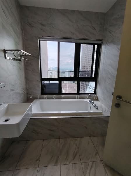 Servis Apartment untuk Disewa di Imperio Residence - Vincy How - Bathroom - PropertyGuru.com.my