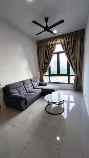 Kondominium untuk Disewa di The Maple Residences - Poon TK - Living Room - PropertyGuru.com.my
