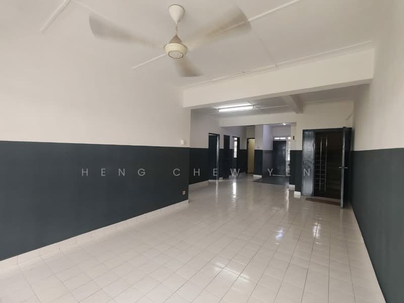 Apartment for Sale at Tanjong Puteri Apartment - Heng Chew Yen - PropertyGuru.com.my