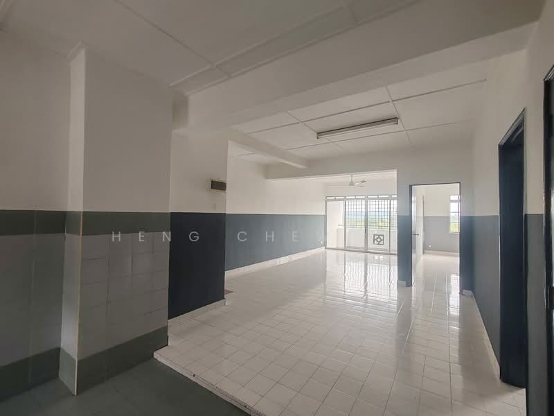 Apartment for Sale at Tanjong Puteri Apartment - Heng Chew Yen - PropertyGuru.com.my