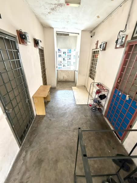 Condominium for Sale at Indah Condominium - Edwin Wong - Corridor - PropertyGuru.com.my
