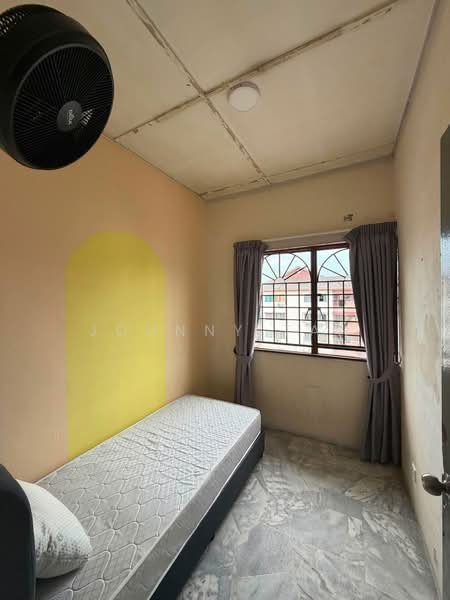 Apartment for Rent at Sri Anggerik 2 - Johnny Tan - Bedroom - PropertyGuru.com.my