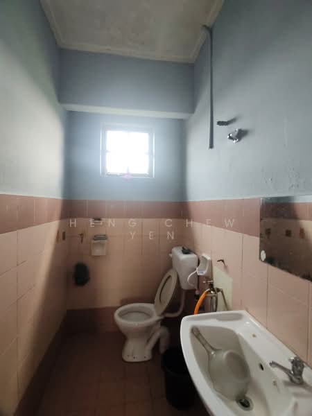 Apartment for Sale at Tanjong Puteri Apartment - Heng Chew Yen - PropertyGuru.com.my
