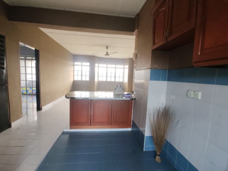 Apartment for Sale at Tanjong Puteri Apartment - Heng Chew Yen - PropertyGuru.com.my