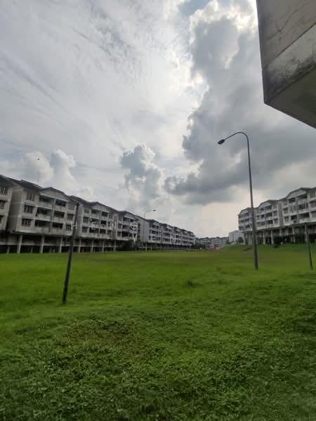 Apartment for Sale at Tanjong Puteri Apartment - Heng Chew Yen - PropertyGuru.com.my