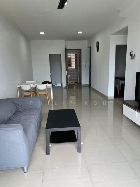 Servis Apartment untuk Dijual di Amerin Residence - Philip Koh - Living Room - PropertyGuru.com.my