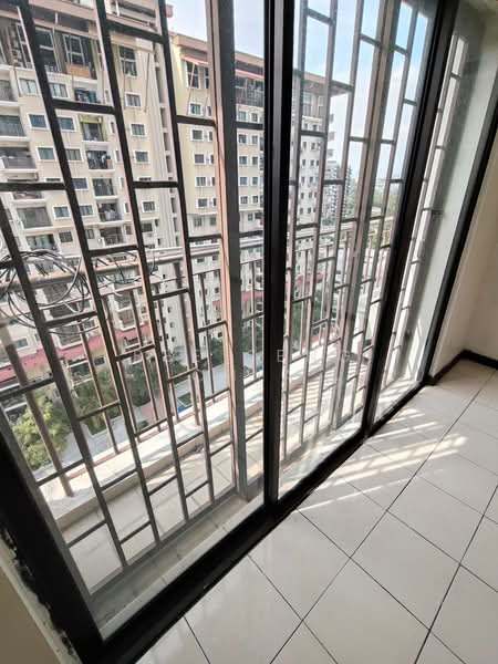 Kondominium untuk Dijual di Puri Aiyu - Bee Seng Chia - Balcony - PropertyGuru.com.my