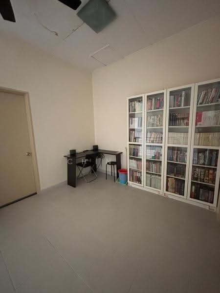 Rumah Teres 2-Tingkat untuk Dijual di Desa Coalfields (Sungai Buloh) - Chin JL - Study - PropertyGuru.com.my