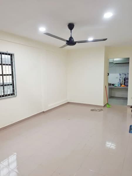 1-storey Terraced House for Rent in Taman Skudai Baru (Skudai) - Cavin Sim - Living Room - PropertyGuru.com.my