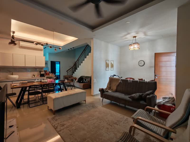 2-storey Terraced House for Sale in Shah Alam (Selangor) - Muhammad Amin - Living Room - PropertyGuru.com.my