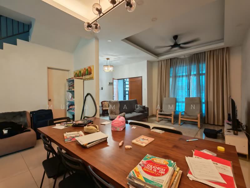 2-storey Terraced House for Sale in Shah Alam (Selangor) - Muhammad Amin - Living Room - PropertyGuru.com.my