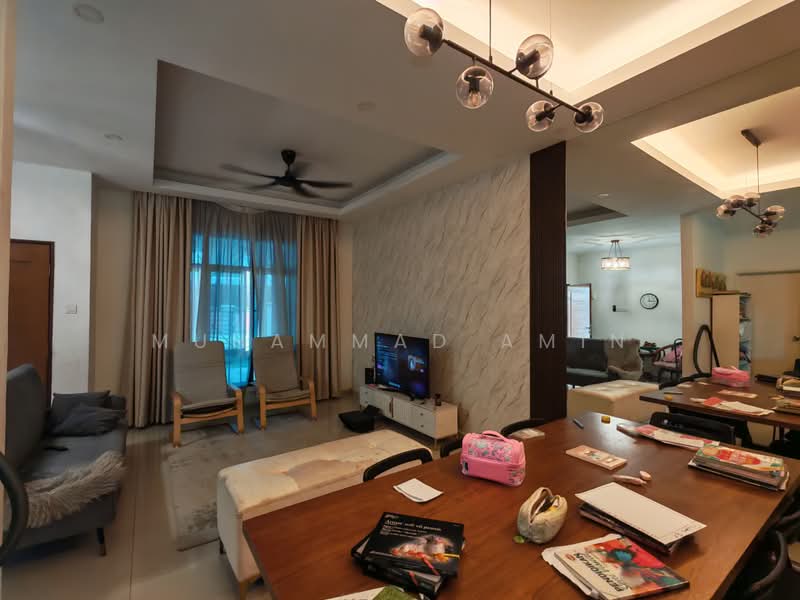 2-storey Terraced House for Sale in Shah Alam (Selangor) - Muhammad Amin - Living Room - PropertyGuru.com.my