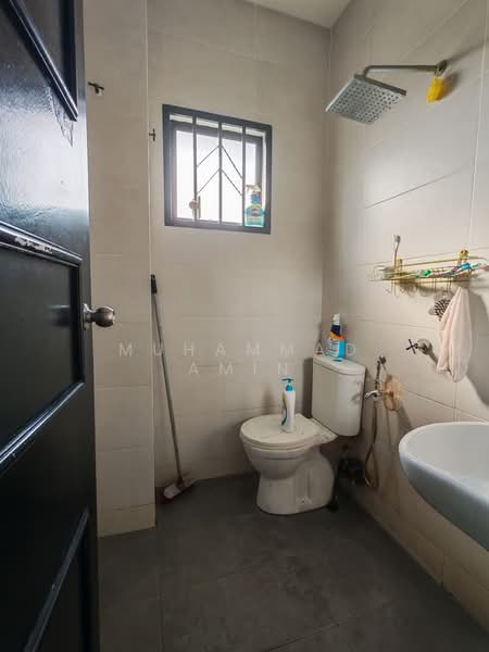 2-storey Terraced House for Sale in Shah Alam (Selangor) - Muhammad Amin - Bathroom - PropertyGuru.com.my