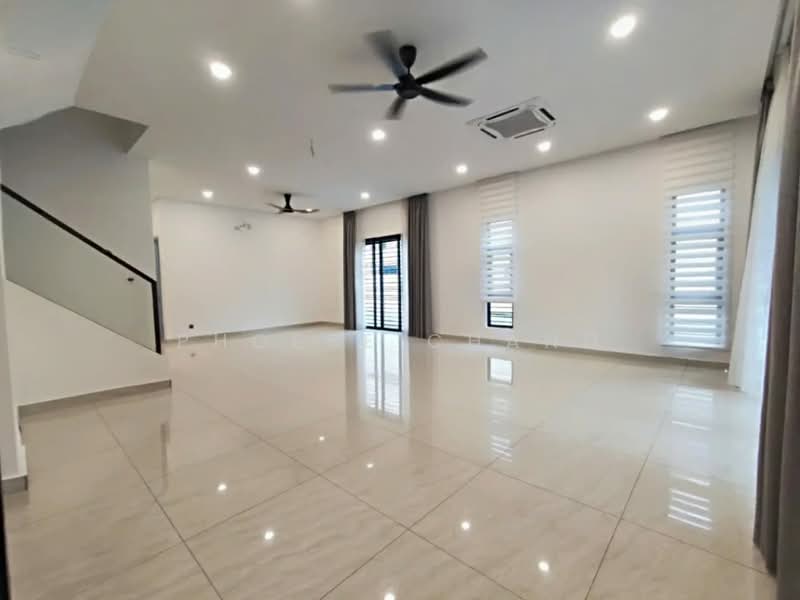 Rumah Berkembar untuk Dijual di Ipoh (Perak) - Phoebe Chang - Living Room - PropertyGuru.com.my