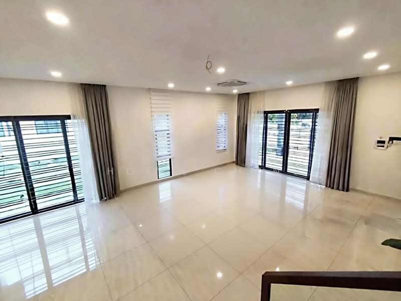 Rumah Berkembar untuk Dijual di Ipoh (Perak) - Phoebe Chang - Living Room - PropertyGuru.com.my