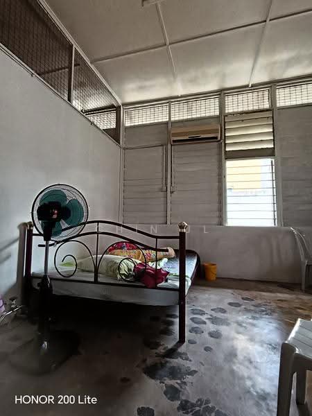 Rumah Teres 1-Tingkat untuk Dijual di Bandar Baru Selayang Fasa 2a (Selayang) - Chin JL - Bedroom - PropertyGuru.com.my