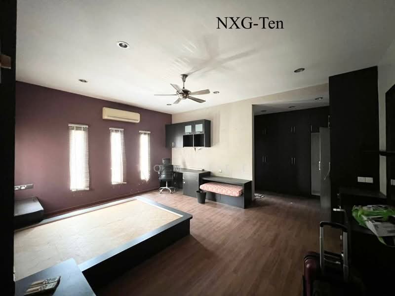 Semi-Detached House for Sale in Mutiara Bukit Raja (Kapar) - Tom Lee - PropertyGuru.com.my