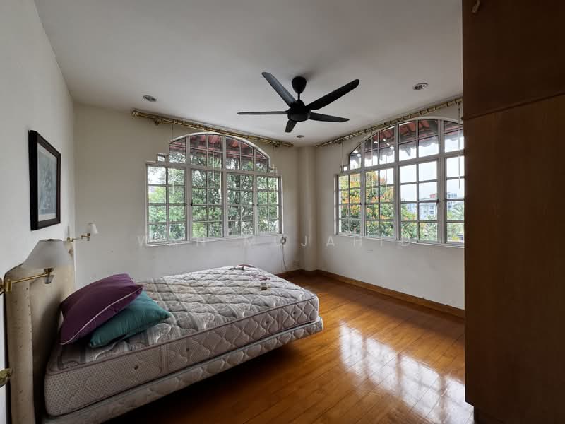 Rumah Banglo untuk Dijual di Seksyen 13 (Shah Alam) - Wan Mujahid - PropertyGuru.com.my