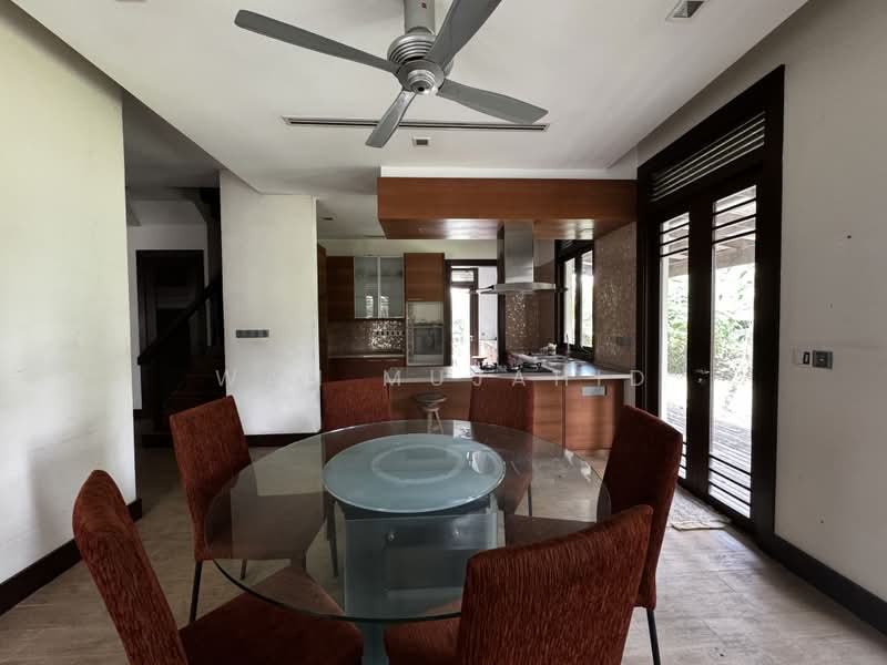 Rumah Banglo untuk Dijual di Seksyen 13 (Shah Alam) - Wan Mujahid - PropertyGuru.com.my