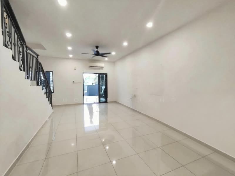 Rumah Teres 2 Tingkat untuk Dijual di Ipoh (Perak) - Phoebe Chang - Living Room - PropertyGuru.com.my