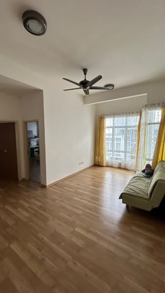Rumah Berkembar untuk Dijual di Greenhill Residence (Shah Alam) - Orion Chan - Living Room - PropertyGuru.com.my