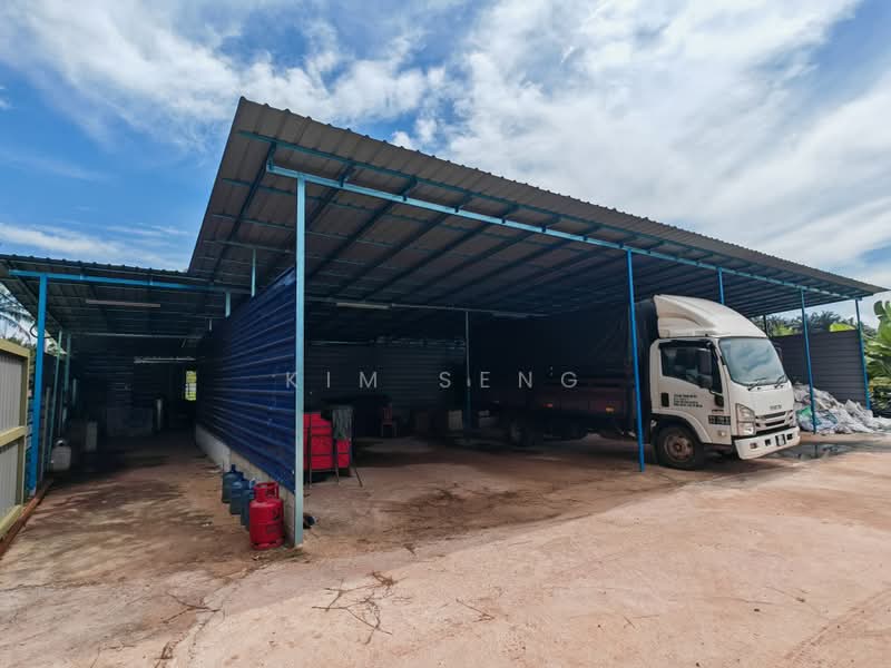 Agricultural Land for Sale in Kluang (Johor) - Kim Seng - Exterior - PropertyGuru.com.my
