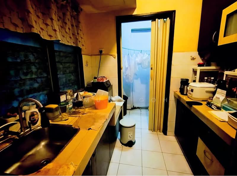 Pangsapuri untuk Dijual di Pangsapuri Vista Serdang - Edmund Goh - Kitchen - PropertyGuru.com.my