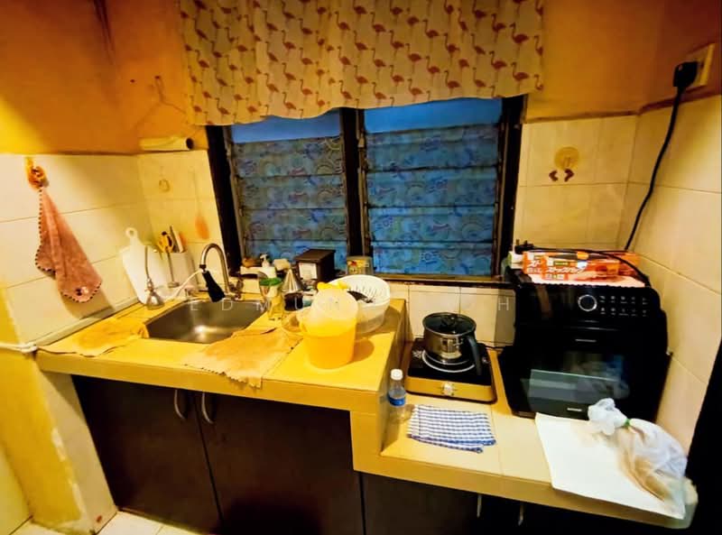 Pangsapuri untuk Dijual di Pangsapuri Vista Serdang - Edmund Goh - Kitchen - PropertyGuru.com.my
