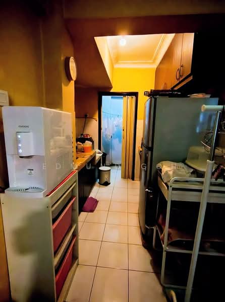 Pangsapuri untuk Dijual di Pangsapuri Vista Serdang - Edmund Goh - Kitchen - PropertyGuru.com.my