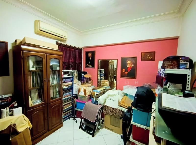 Pangsapuri untuk Dijual di Pangsapuri Vista Serdang - Edmund Goh - Study - PropertyGuru.com.my