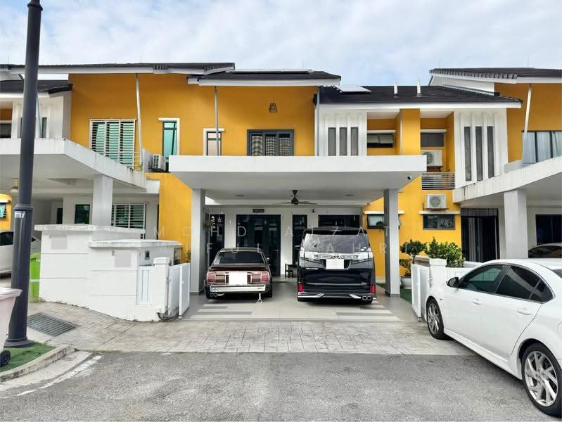 2-storey Terraced House for Sale in Presint 11 (Putrajaya) - Mohd Aizat Saiful Bahri - Exterior - PropertyGuru.com.my
