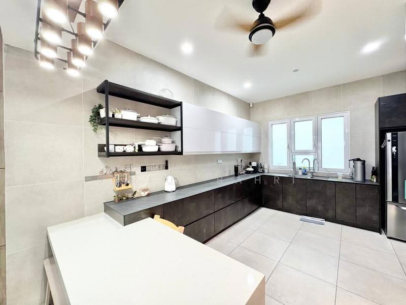 2-storey Terraced House for Sale in Presint 11 (Putrajaya) - Mohd Aizat Saiful Bahri - Kitchen - PropertyGuru.com.my