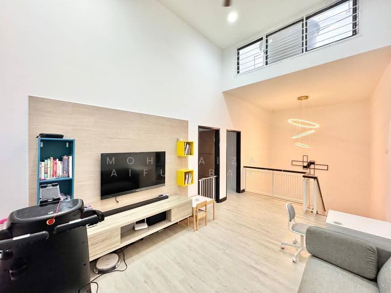 2-storey Terraced House for Sale in Presint 11 (Putrajaya) - Mohd Aizat Saiful Bahri - Living Room - PropertyGuru.com.my