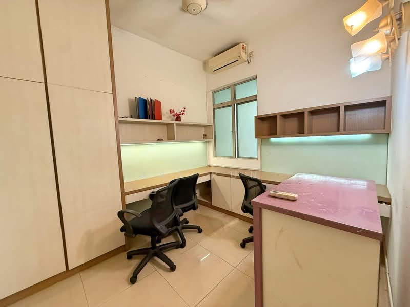 2-storey Terraced House for Rent in Taman Mount Austin (Tebrau) - Jay Pun - Study - PropertyGuru.com.my