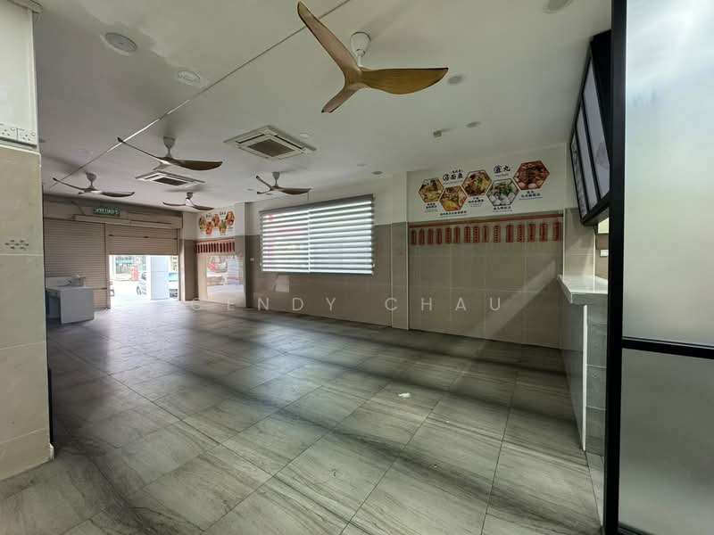 Shop for Rent in Taman Desa Cemerlang (Ulu Tiram) - Cendy Chau - Interior - PropertyGuru.com.my