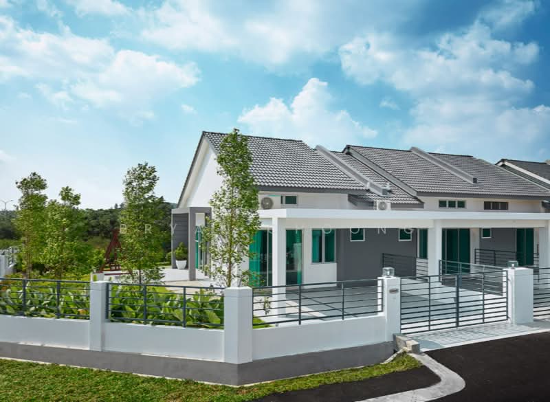 Rumah Teres 1 Tingkat untuk Dijual di Bandar Sri Sendayan (Negeri Sembilan) - Bryan Choong - Exterior - PropertyGuru.com.my