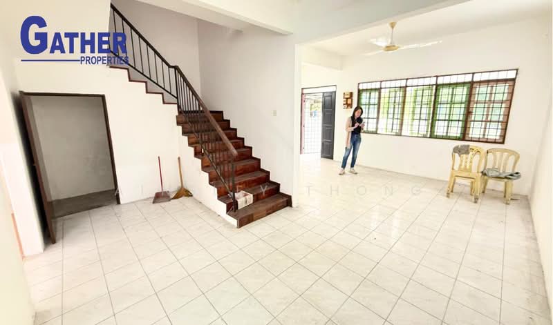 2-storey Terraced House for Sale in Ipoh (Perak) - Ainsley Thong - Living Room - PropertyGuru.com.my