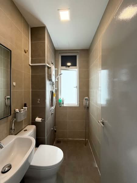 Pangsapuri untuk Dijual di D'Lagoon Luxury Apartment - Zoey Lee - Bathroom - PropertyGuru.com.my
