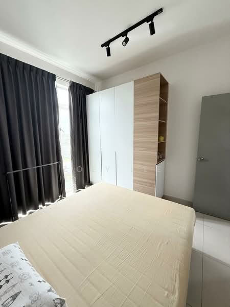 Pangsapuri untuk Dijual di D'Lagoon Luxury Apartment - Zoey Lee - Bedroom - PropertyGuru.com.my