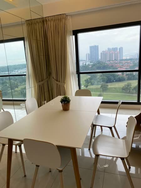 Servis Apartment untuk Dijual di Tropicana Gardens - Tom Lee - Dining Room - PropertyGuru.com.my